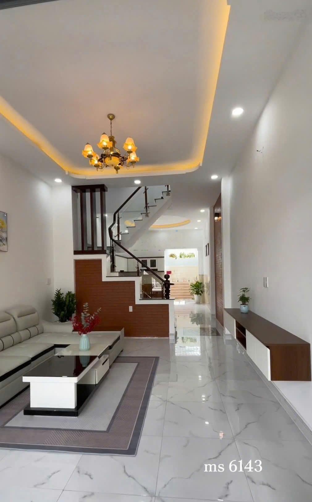 Bán nhà hẻm 111 Tân Hải; phường 13 Tân Bình; (5,5x13) chỉ 9 tỷ?