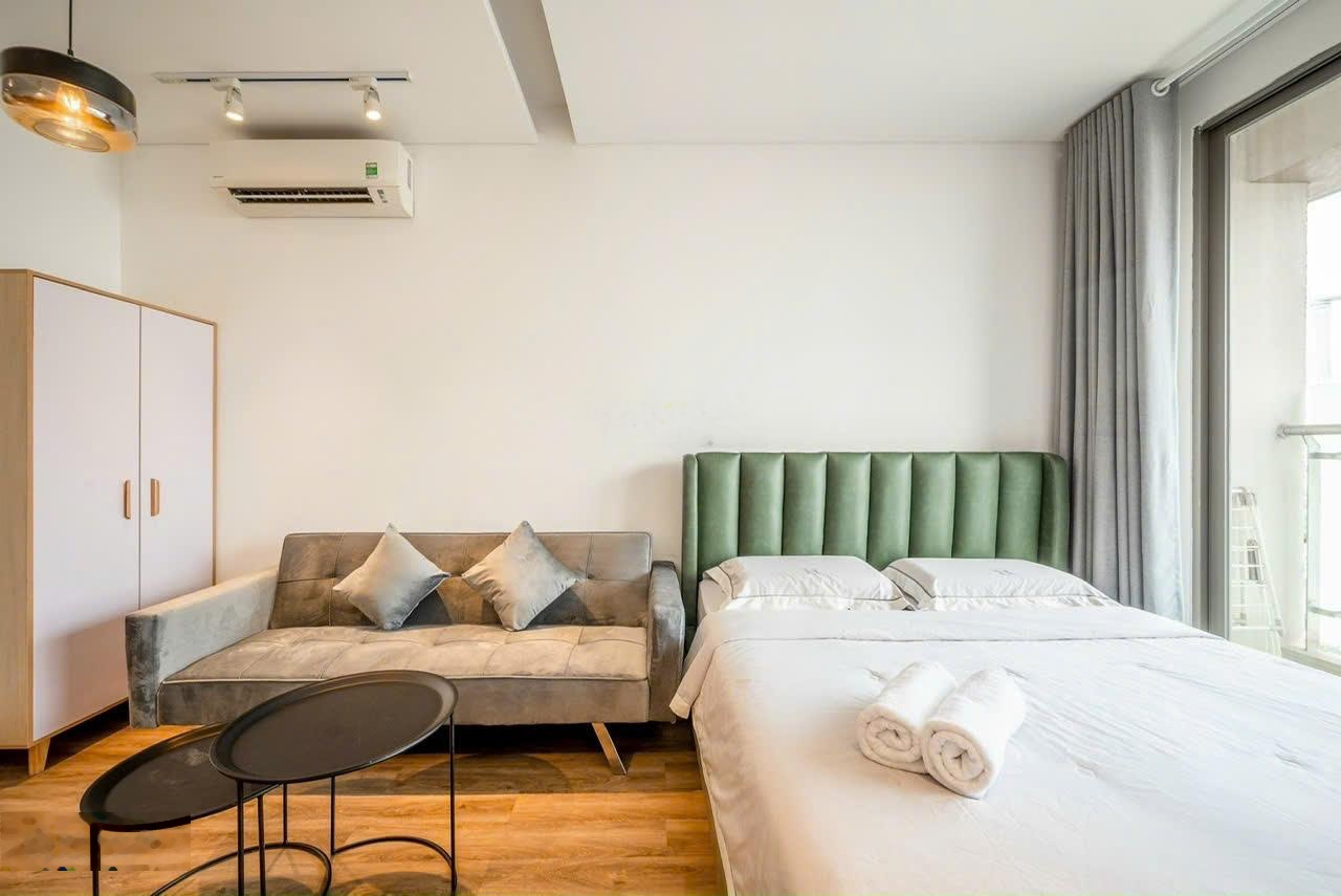 Thuê Millennium 35m2 view đẹp tone gỗ sang trọng view sông ngay bên vân đồn quận 4 - LH 0775924600