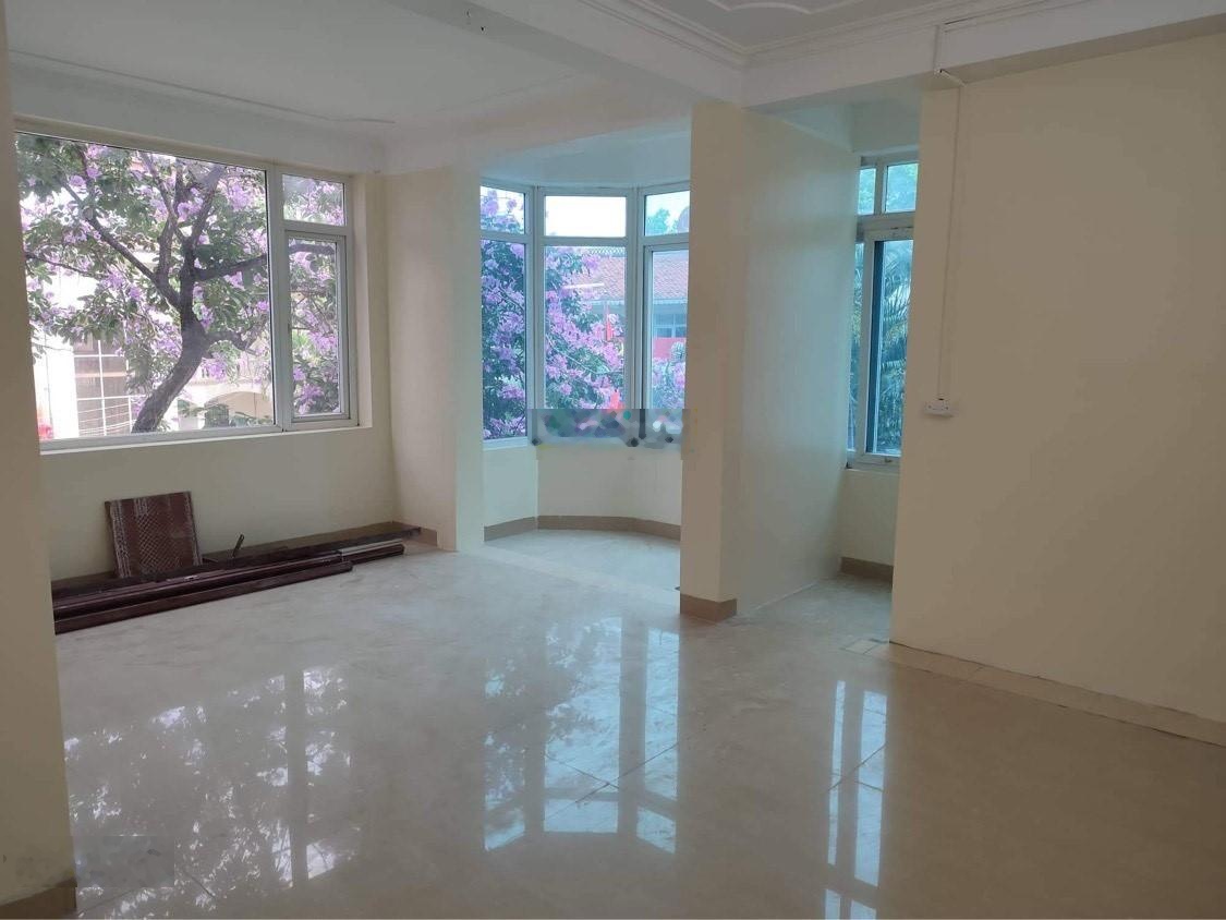 Cho thuê nhà 6 tầng số 68, đường Cầu Diễn, Bắc Từ Liêm, Hà Nội. Thích hợp ở và kinh doanh tốt