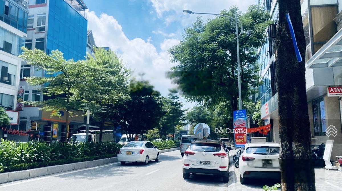 Bán gấp, Bán nhanh nhà mặt phố Lạc Long Quân - 290m2 x nhà C4 giá bán đất + mt 8,2m 0974660824