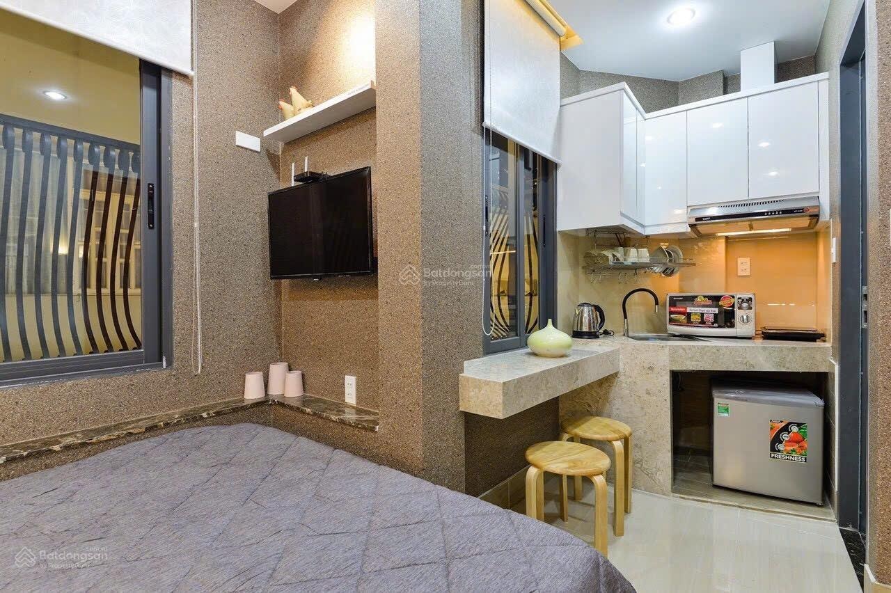 Nhà 5 Tầng Đề Thám Q1 3Pn 3WC chỉ 5Tỷ nhỉnh