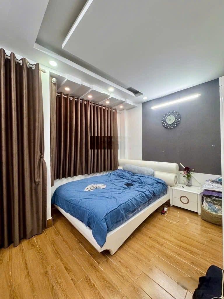 HXH Quang Trung- Ngay Vincom- 65m2-Ngang 5.5m-3PN. Nhỉnh 6 tỷ