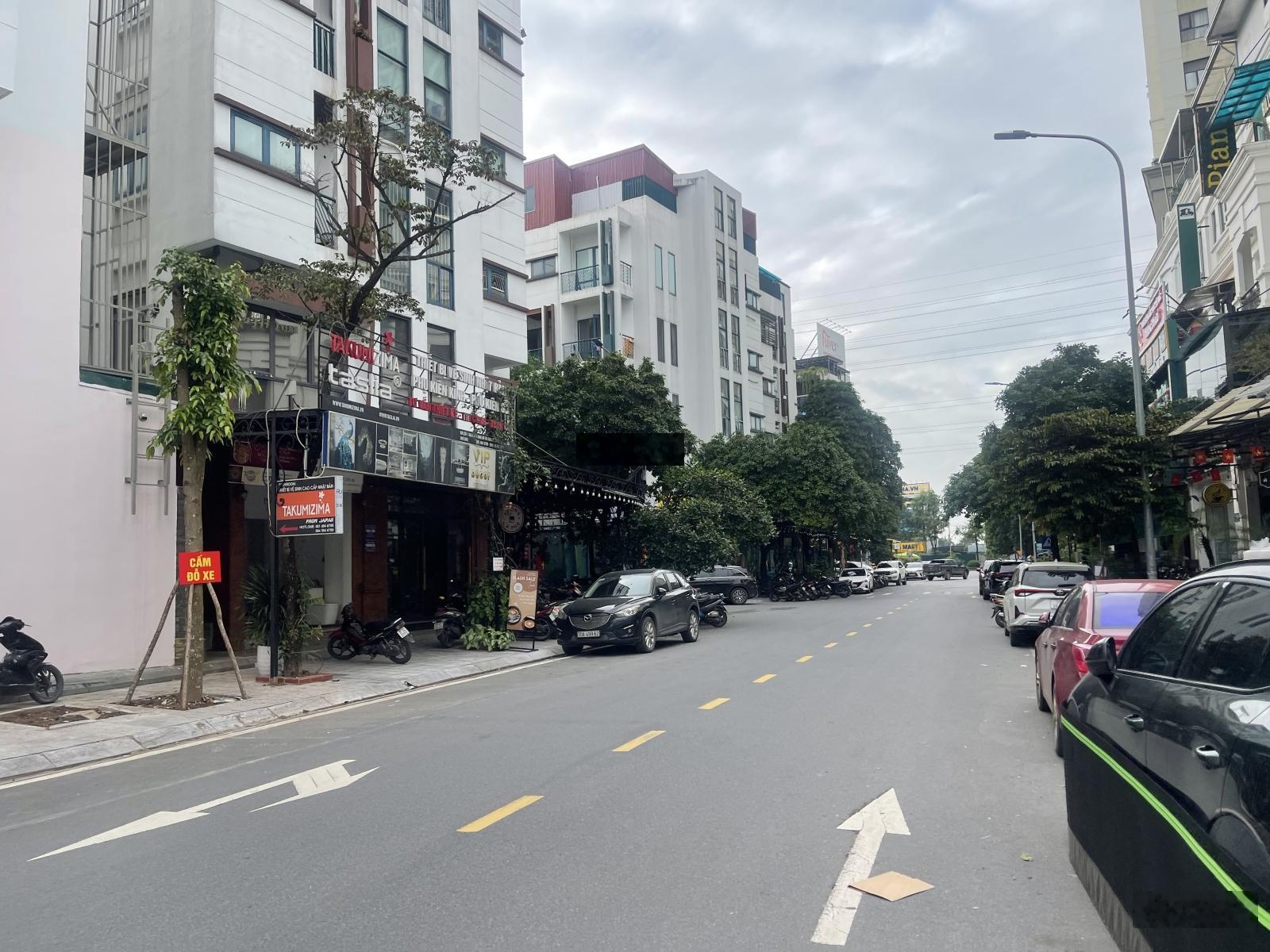 Bán BT Galaxy Vạn Phúc, 200m2 x 4T x MT 11m giá 48,5Tỷ. Giá đầu tư, tích sản lâu dài , hiếm