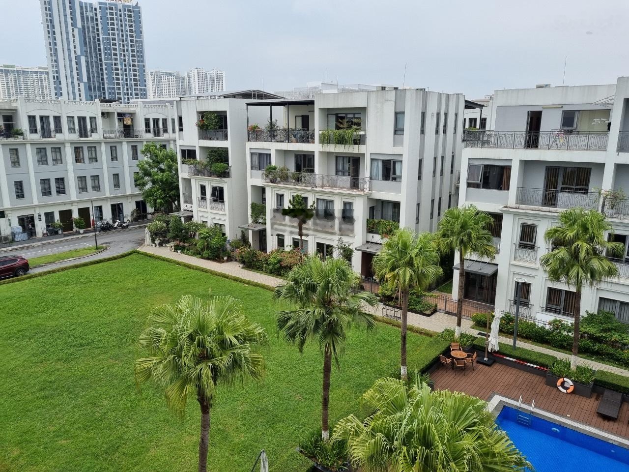 Bán gấp biệt thự song lập tại khu đô thị The Manor đường Nguyễn Xiển0988798195