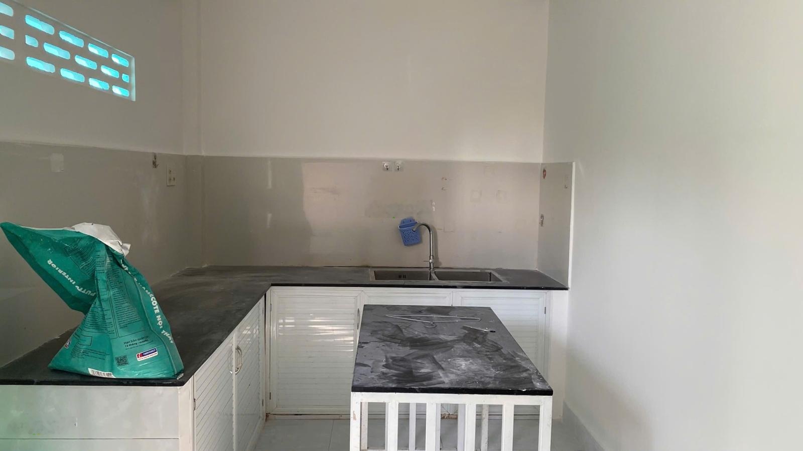 Hẻm Lương Định Của đường thông Phú Nông