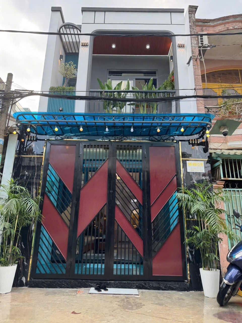 BHH - Bình Tân - 56.2m2 (4x15) - HXH 6m - 3PN, 3WC - tặng full nội thất cao cấp - 5,75 tỷ TL.