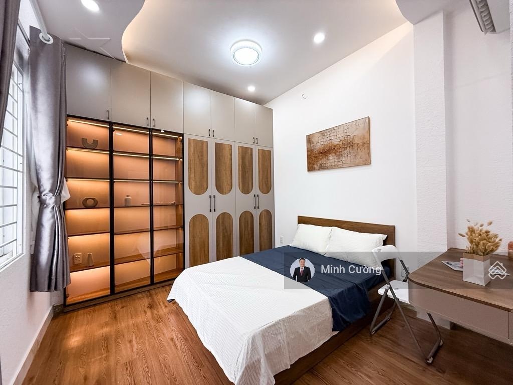 Siêu phẩm Nguyễn Đình Chính, Phú Nhuận, 4.5x7.5m, 2 tầng BTCT, Hẻm 3m sát MT, 0 lộ giới, Chỉ 5.45tỷ