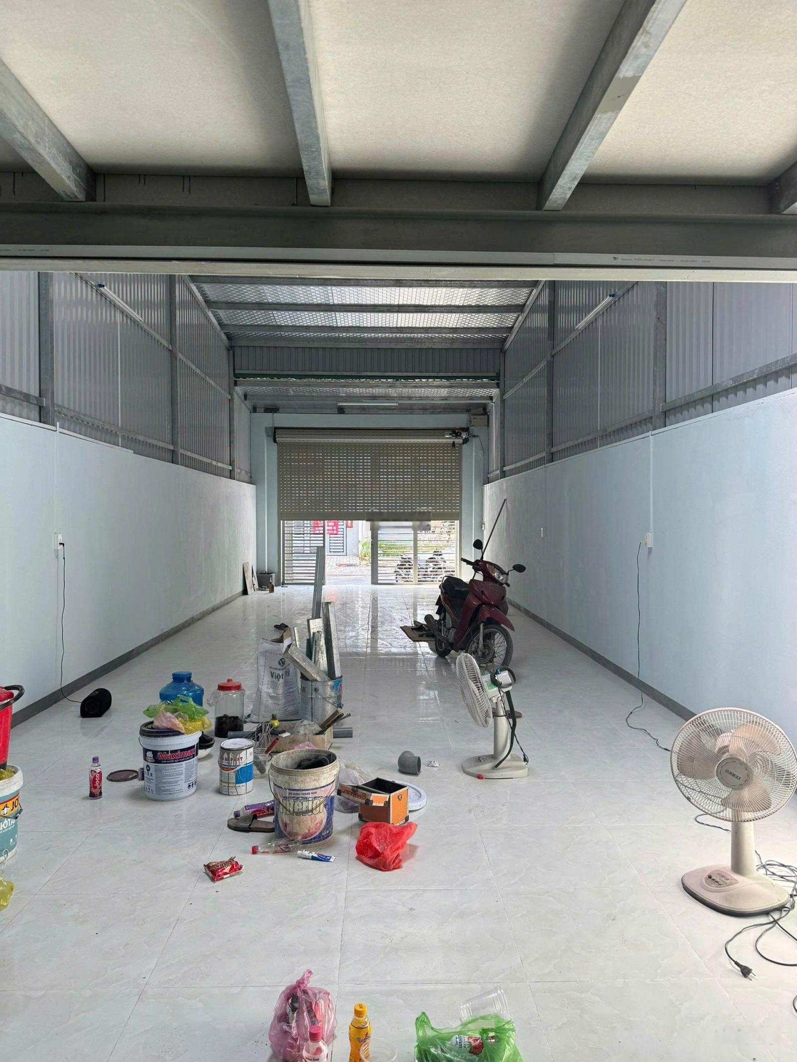 Cho thuê 02 kho mới 100%, 5m x 24m và 6m x 20m, Đường Đặng Thuỳ Trâm, Bình Thạnh