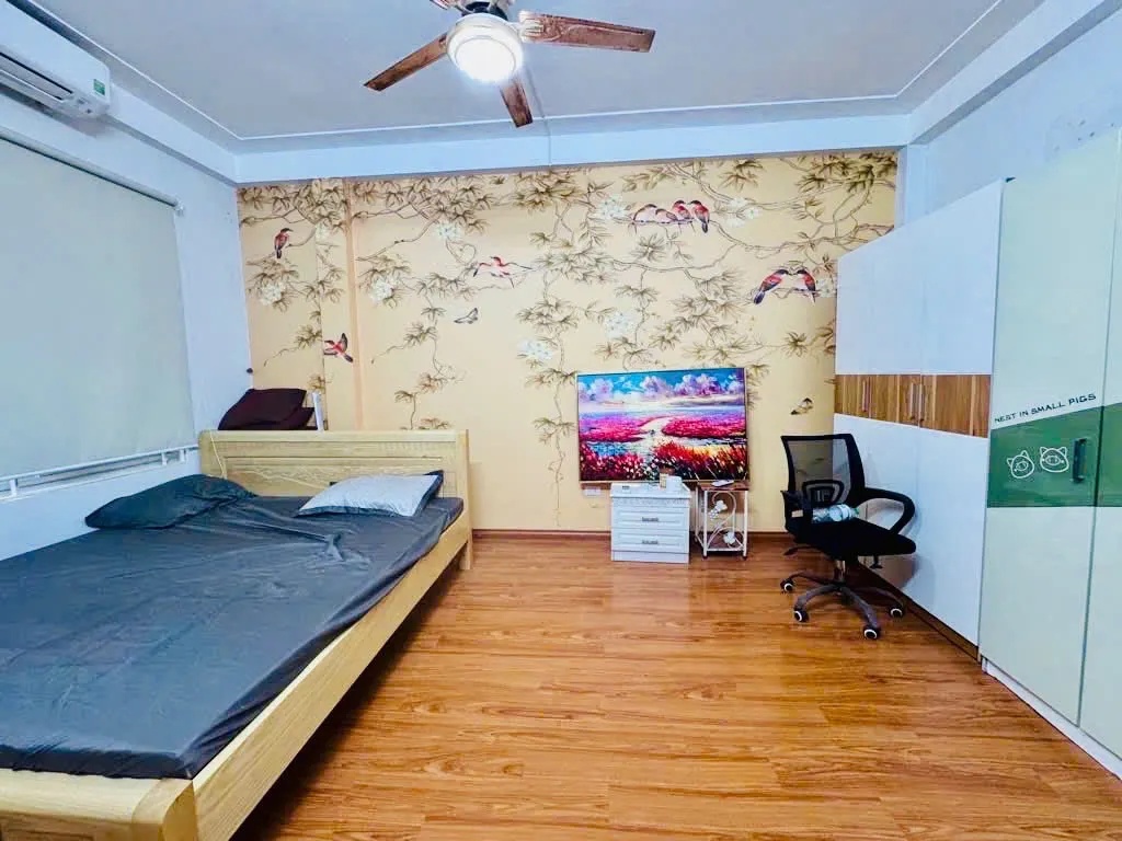 Tổ ấm nhỏ xinh, nội thất lung linh ở ngay gần hồ, 5m ra ô tô tại Định Công Hạ,36m2 5T 3PN ,Giá 7 tỷ