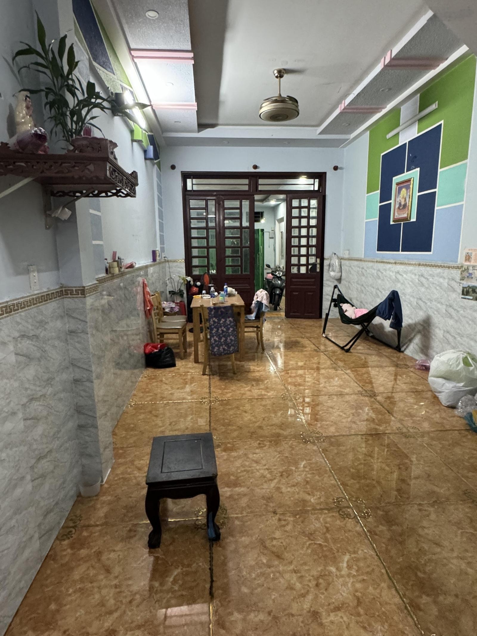 Nhà chính chủ gửi cần bán gấp thuộc phường Tân chánh Hiệp Q12 DT: 4 x 22m đúc 3 tấm giá 4tỷ600tr