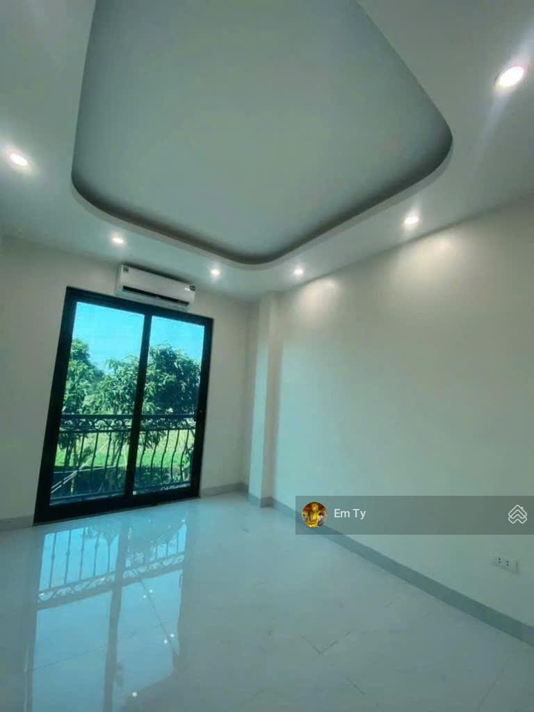 Bán nhà Ngô Quyền_Chính chủ_Vị trí đẹp_Ô tô dừng đỗ ngày đêm_Đường mới, sạch sẽ_38 m2_8 tỷ 5