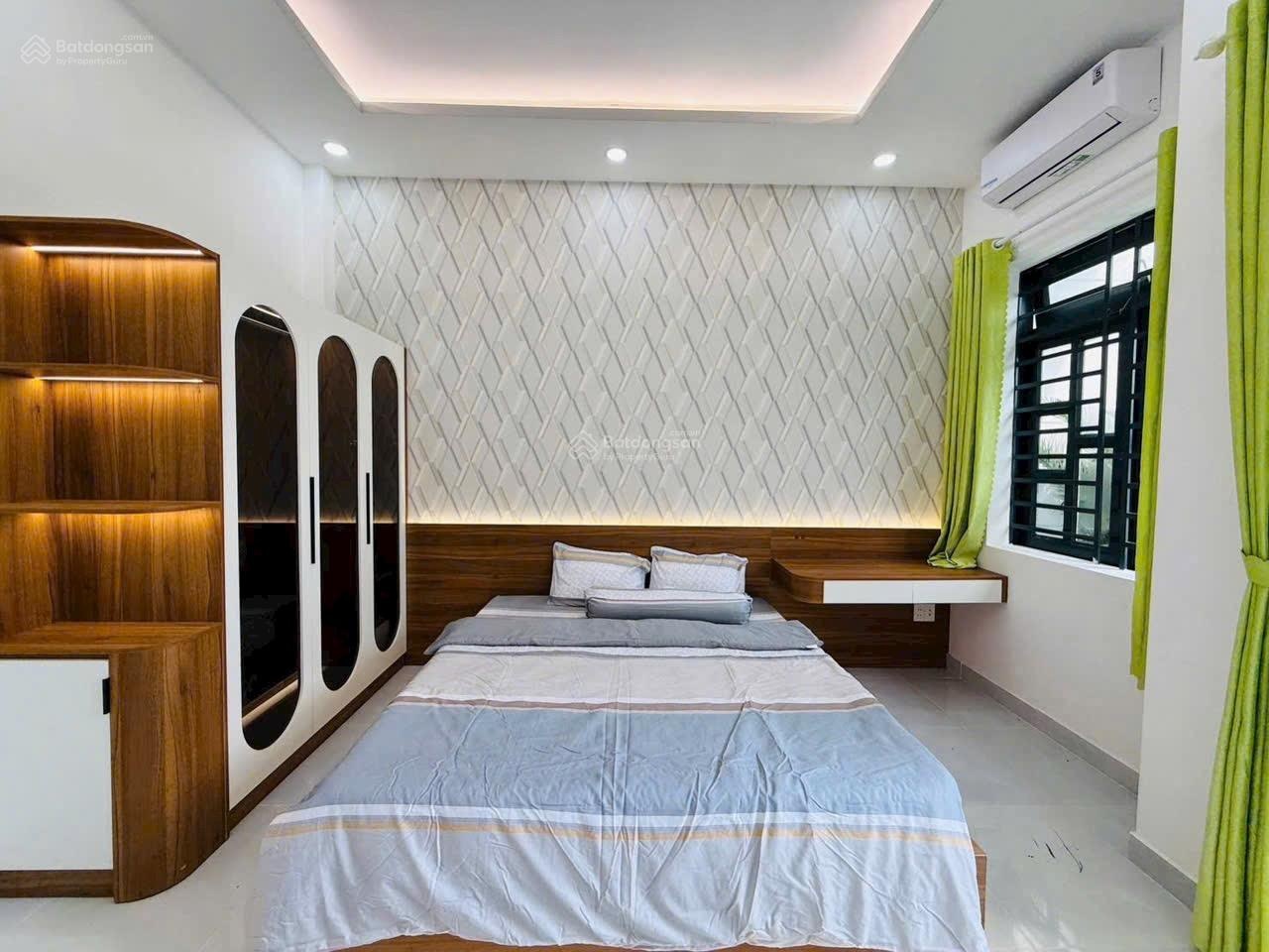 Nhà trệt hai lầu - SHR - hoàn công đầy đủ - Tại TL57 DT 4x15m thổ cư 56m2 DTS 152.8m2