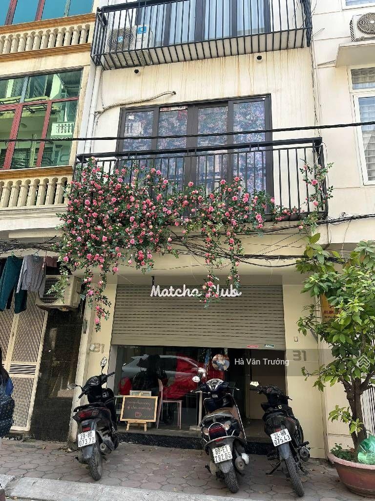 Võ Văn Dũng- ĐỐNG ĐA Ô tô tải vào nhà lấy hàng