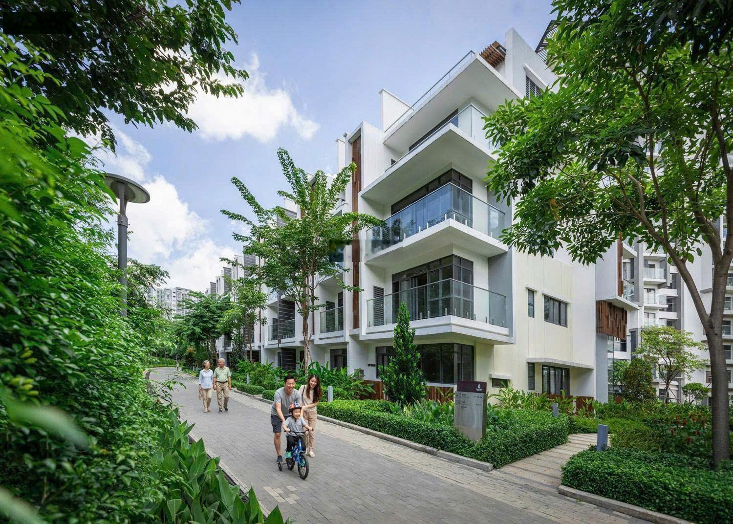 Bán căn góc đẹp nhất khu The Glen Celadon City, DT 6*17m , ban công dài 7m, giá rẻ nhất KV