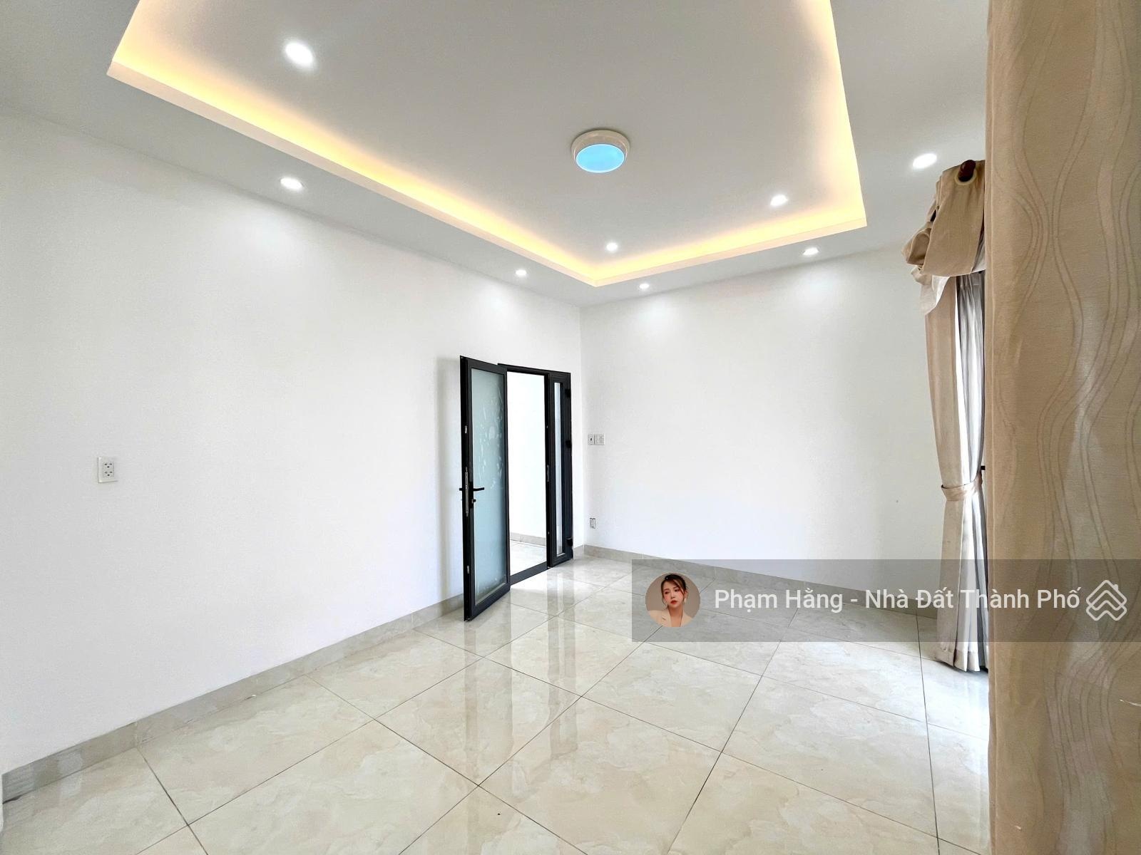 Cho thuê văn phòng Cityland nguyên lầu 2p có thang máy 8-9tr