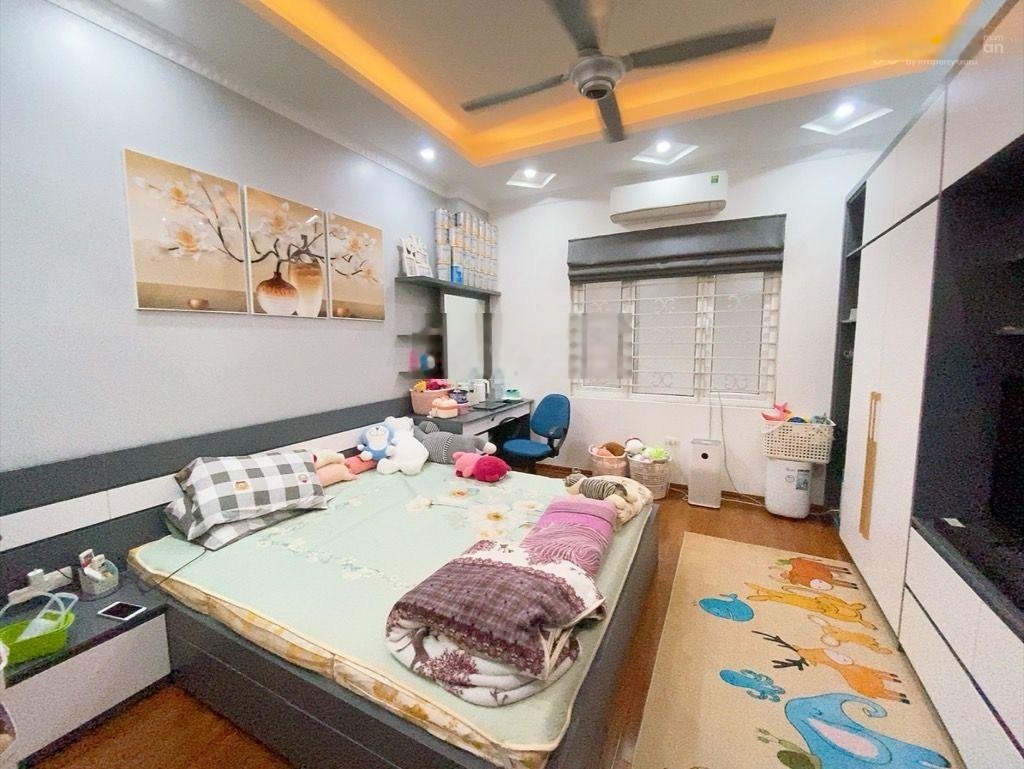 Bán nhà Lương Khánh Thiện Đền Lừ, phân lô ô tô 42m2 6T nhà cạnh vườn hoa, 2 thoáng đẹp, 9.98 tỷ