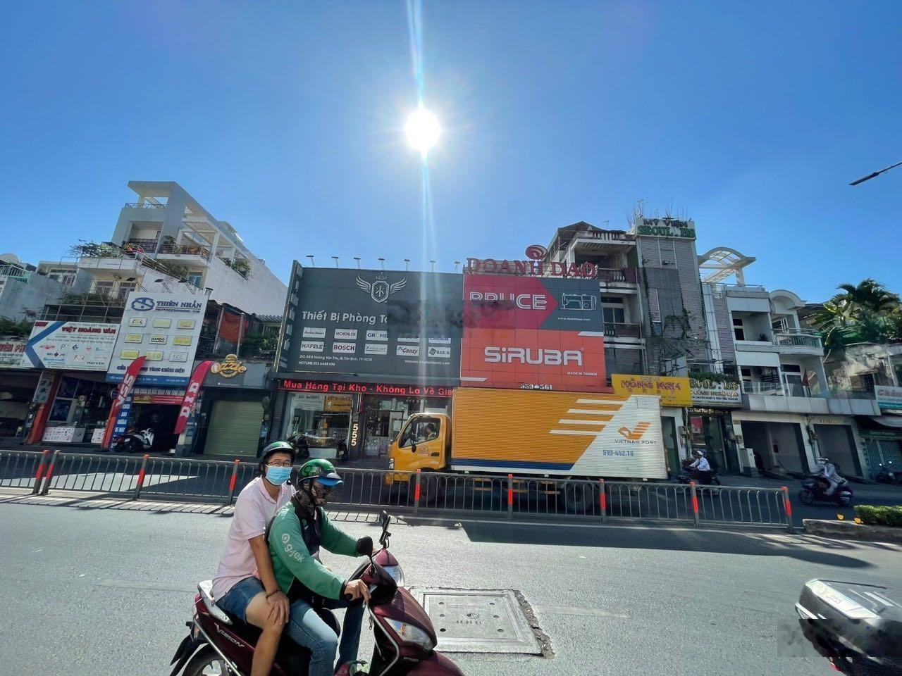 Bán nhà góc 2 mặt tiền Nguyễn Văn Trỗi - DT: 25 x 55m - CTXD: 3 hầm + 20 tầng - Giá bán: 380 tỷ