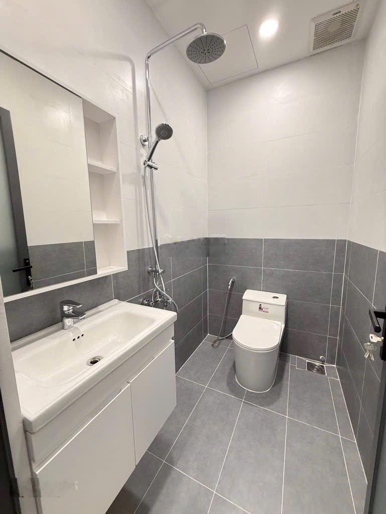 Hiếm - Hẻm xe hơi - kế ĐH Marketing - 65m2 - 7.6 tỷ