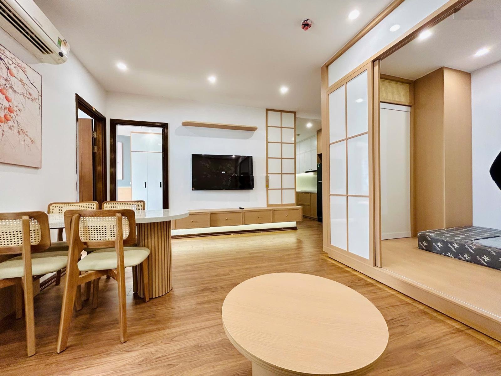 Bán tập thể Thành Công tầng 1 kinh doanh cà phê lý tưởng ô tô xe máy dừng đỗ, thành công 9,5 tỷ