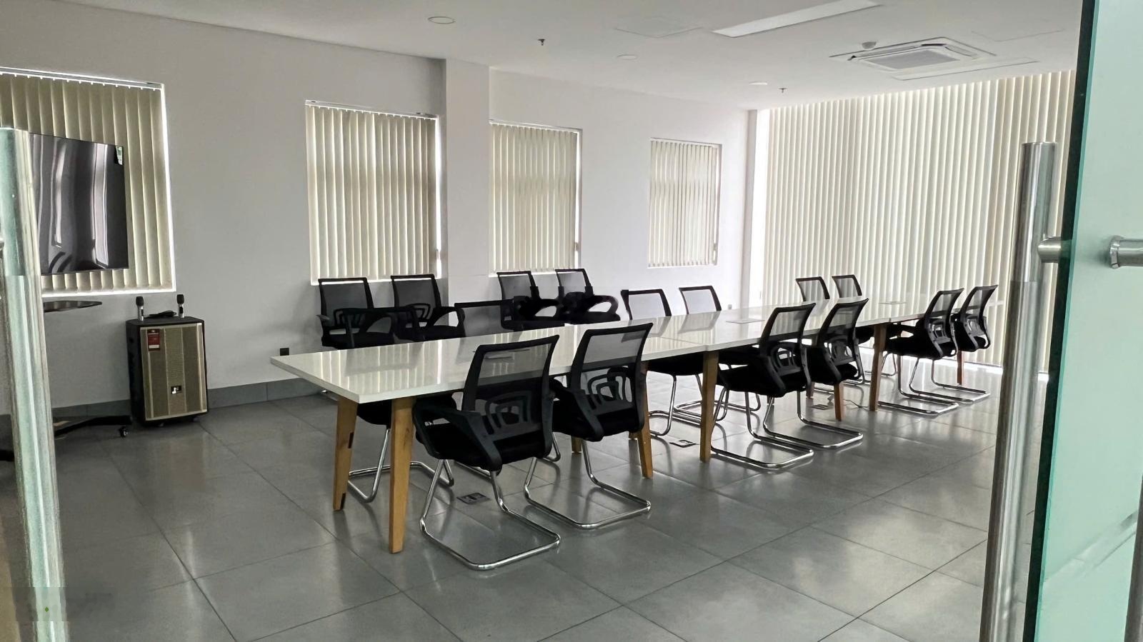 Văn phòng cho thuê khu công nghiệp Đức Hòa , Long An , DT: 1,000m2