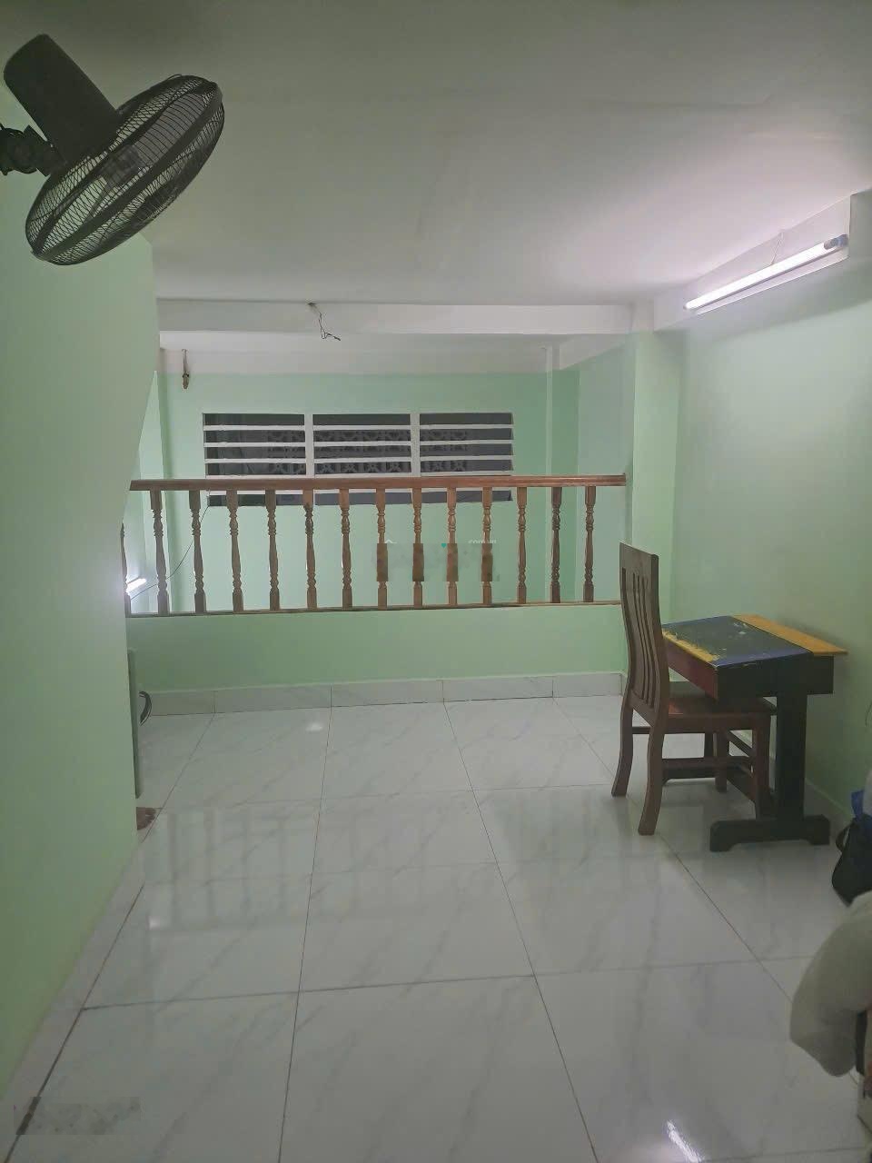 Nhà 3 Tầng Sư Vạn Hạnh Q10 chỉ Nhỉnh 4Tỷ