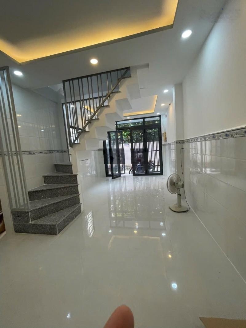 Bán nhà Phú Nhuận HXH 40m2 2 tầng nở hậu 4,3m sát MT KD Nguyễn Đình Chính 5.35 tỷ