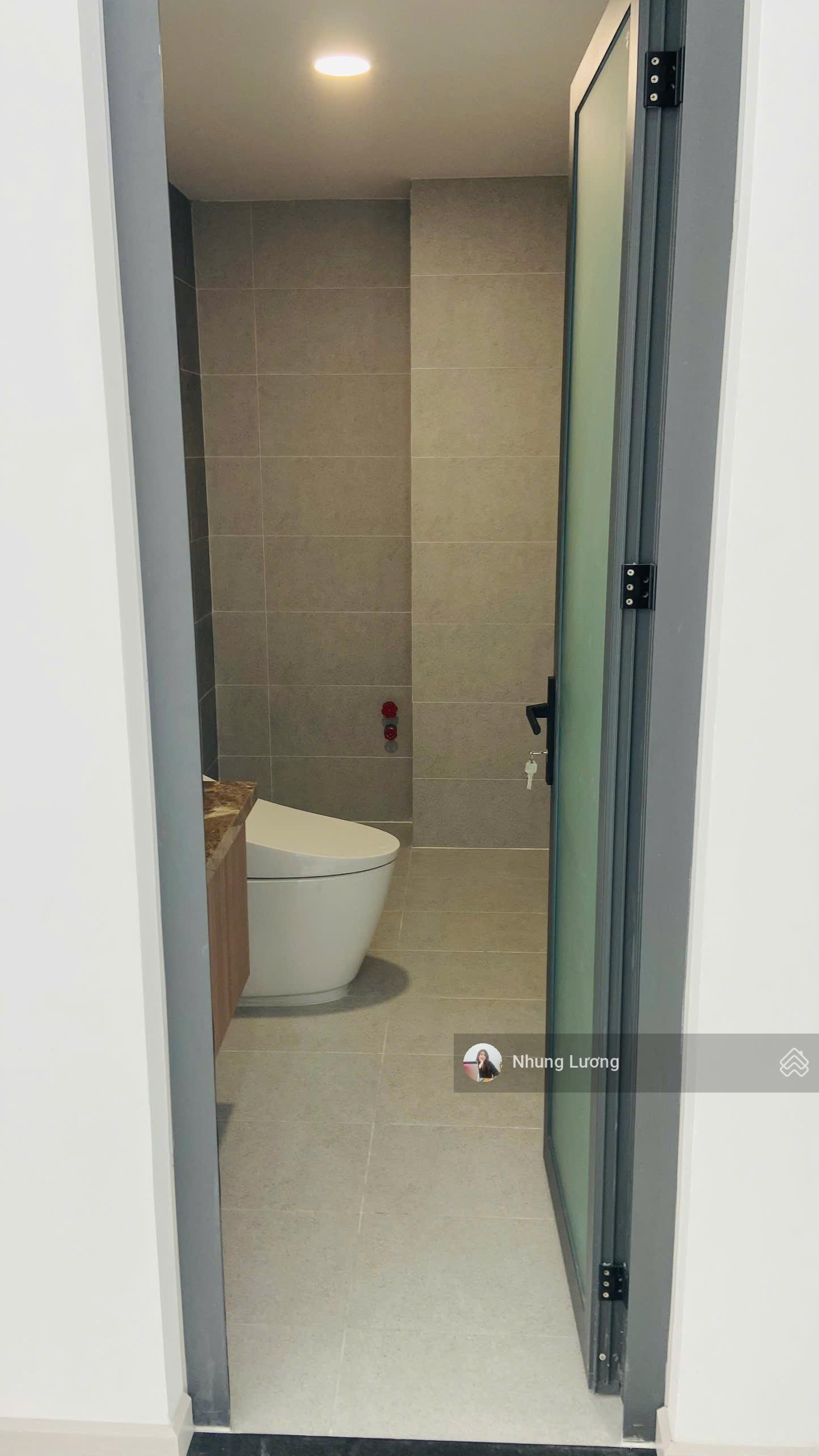 Cho thuê nhà Sala 5 tầng, chủ thiện chí cho thuê dài hạn, nhà đầy đủ nội thất máy lạnh thang máy