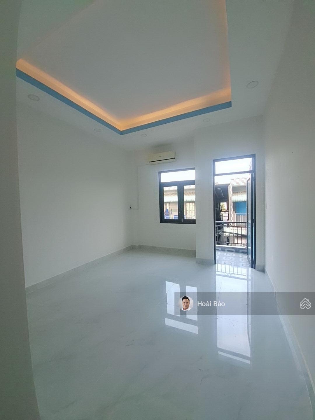 Bùi Tư Toàn Bình Tân Nhà 3 tầng BTCT, hẻm xe hơi 5m DT: 4 x 17m, 4 PN 5 WC, hẻm rộng