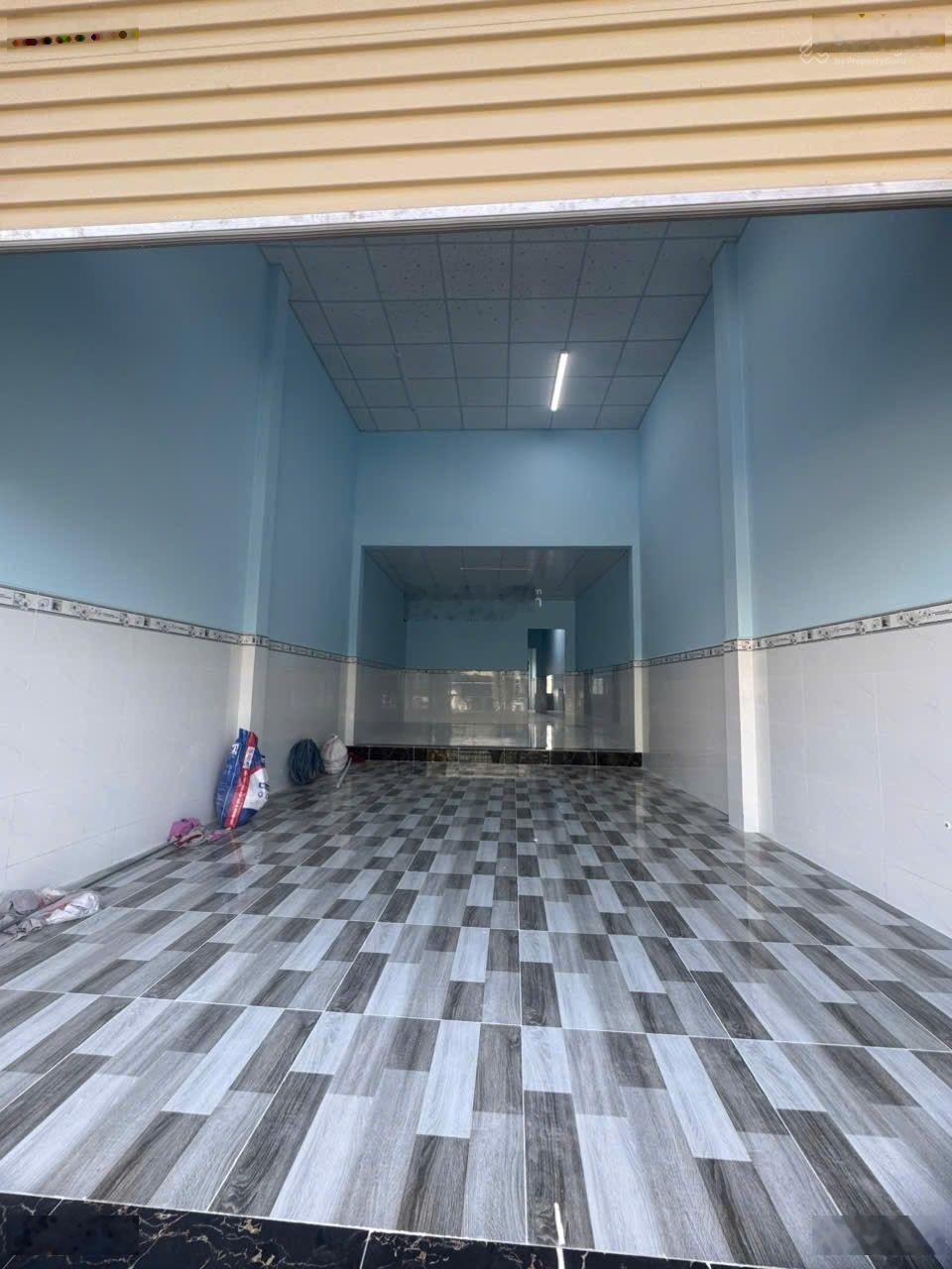 Nhà nguyên căn mặt tiền đường kinh doanh buôn bán đa ngành cần lâu dài