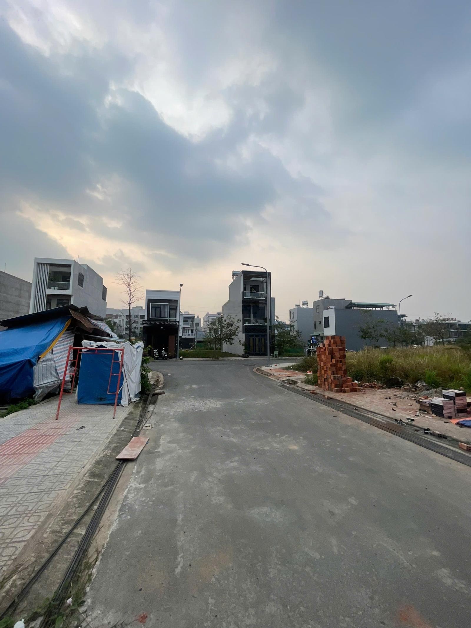 Bán đất 78m2 mặt tiền kinh doanh đường F8 Khu TĐC Bửu Long chỉ 3,250 tỉ