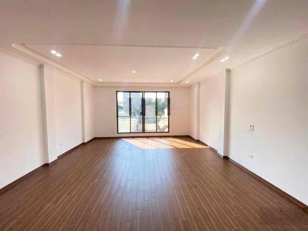 CHO THUÊ NHÀ ĐỖ QUANG - CĂN GÓC - 2 MẶT THOÁNG, 85m² x 5 tầng, Giá 30tr/tháng