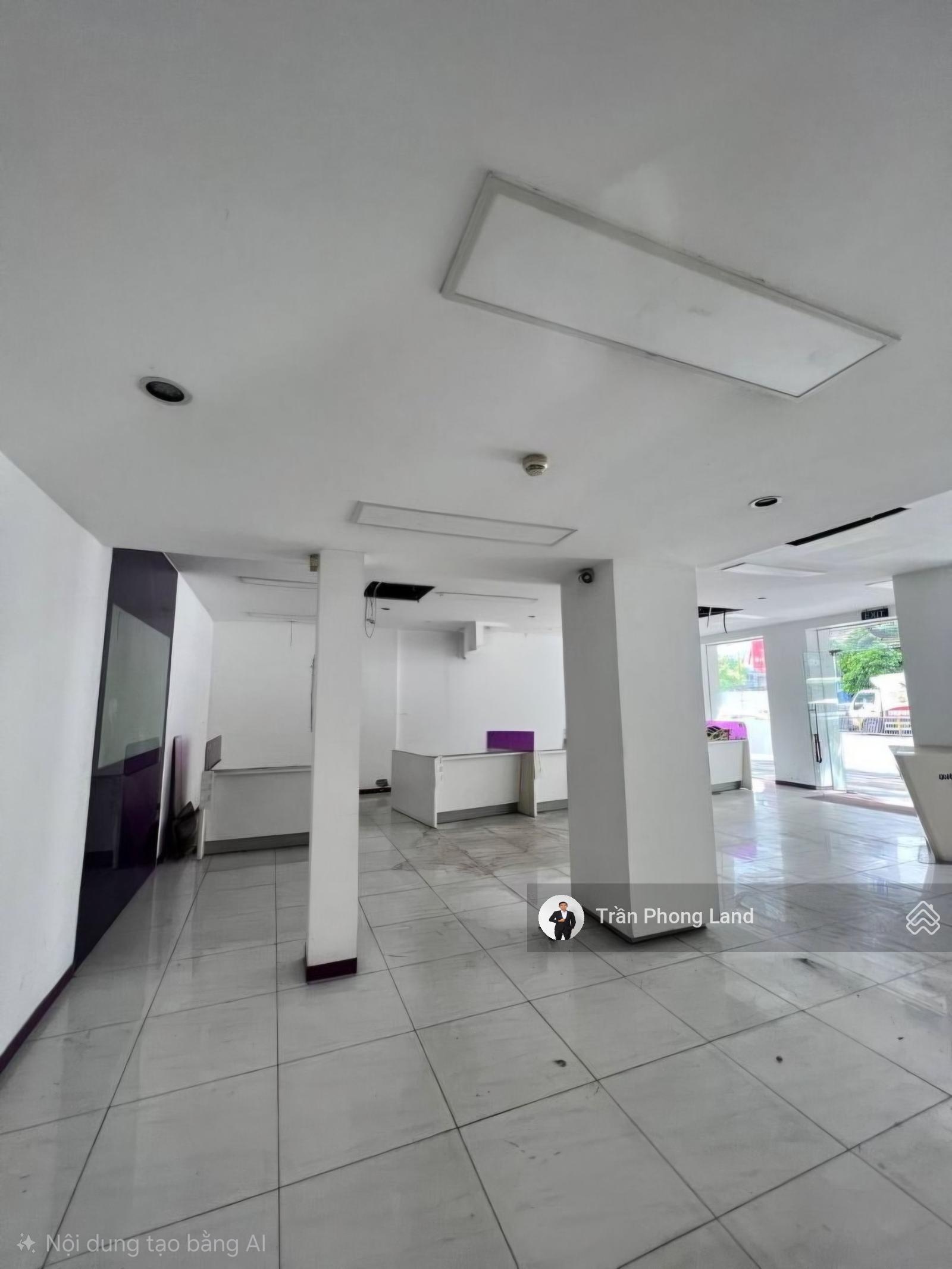 Chính chủ gửi cho thuê nhà mặt tiền 301 Nguyễn Văn Trỗi, P1, Q. Tân Bình, 12.6x20m, 0938140491