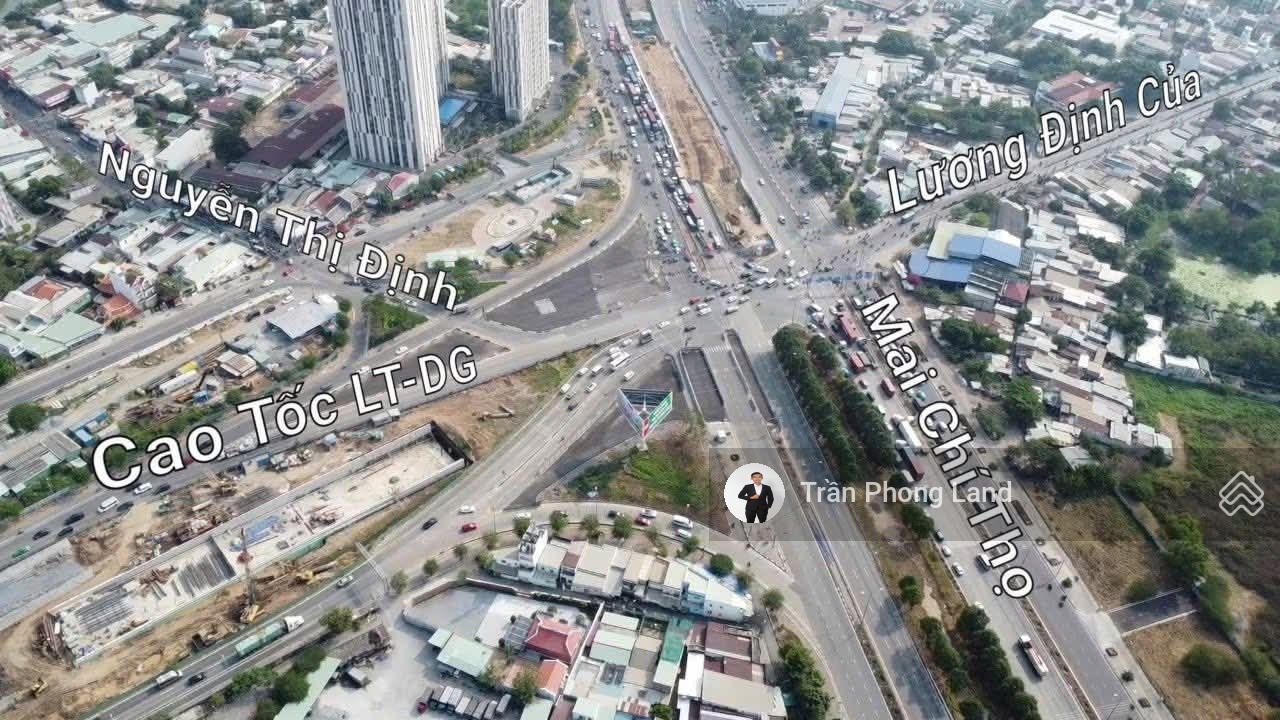 Chính chủ cho thuê lô đất mặt tiền 143A Mai Chí Thọ, P. An Phú, Q2, 7200m2, giá 180tr, 0908140491