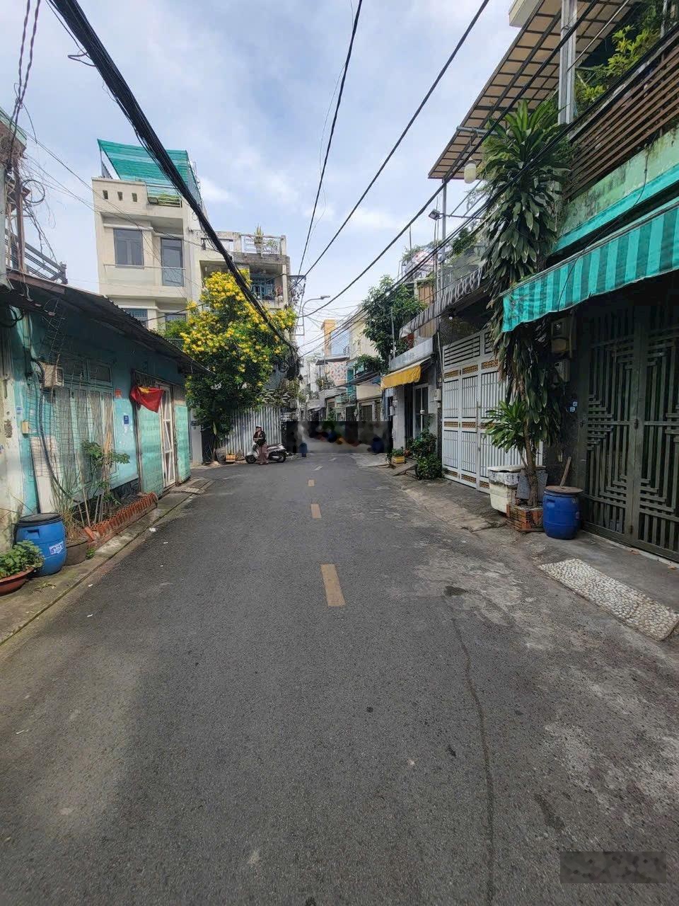 Bán Đất tại Tân Hòa Đông, Bình Trị Đông, Bình Tân, 5,3tỷ, 85m2, view đẹp uy tín