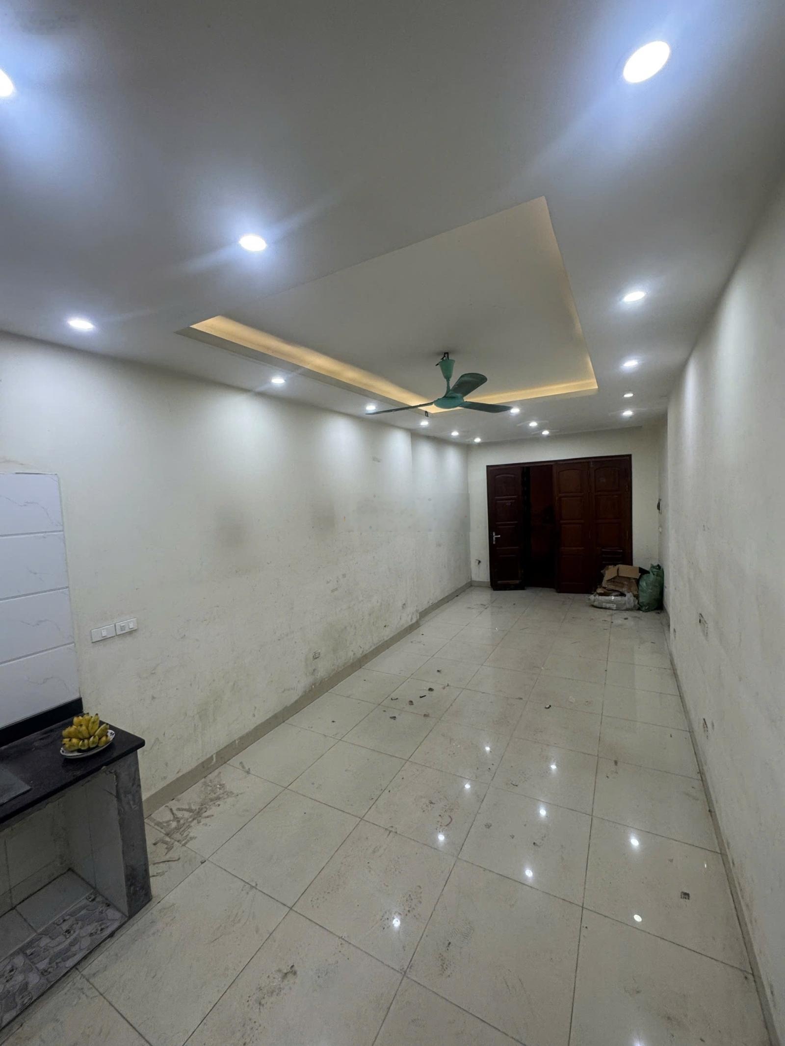 Cho thuê nhà riêng - trung tâm Hoàng Mai - 30m ra phố - tiện ích ngập tràn