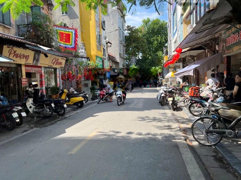 Siêu phẩm mặt phố tạ quang bửu 75m2 kinh doanh đỉnh tấp nập oto dừng đỗ ngày đêm giá:36 tỷ