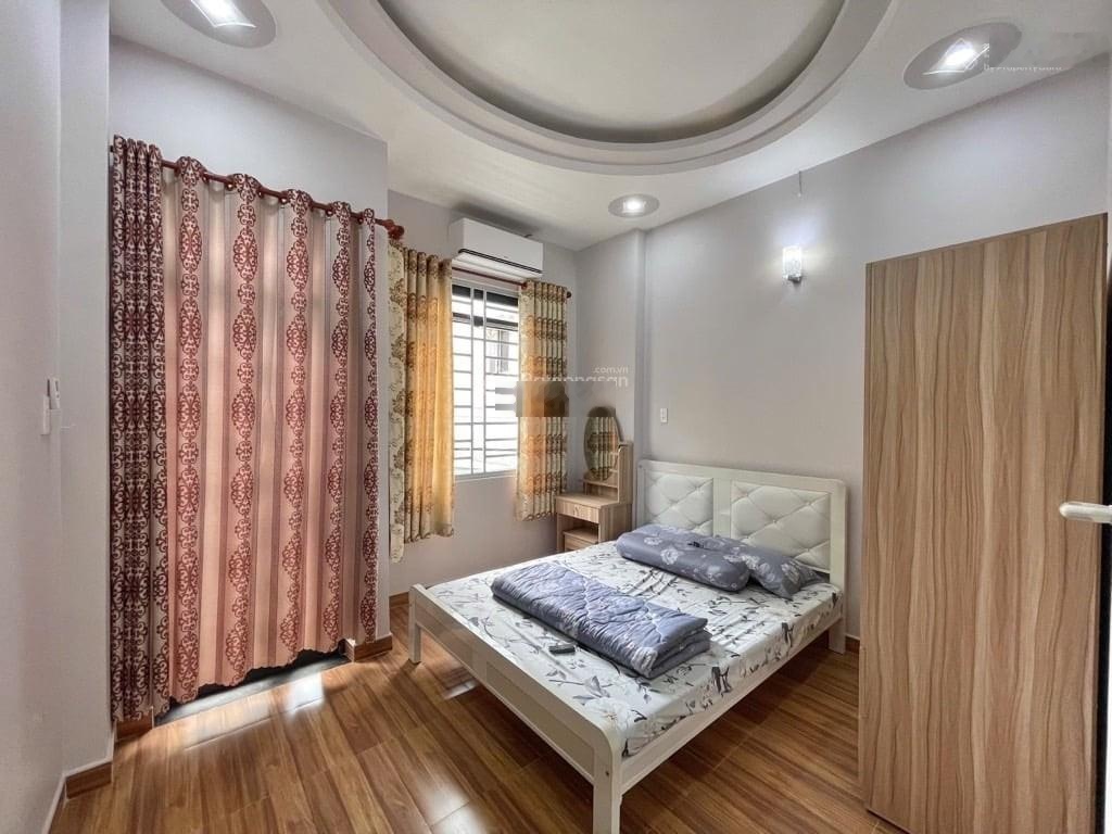 Nhà quang trung - trệt lầu - xe hơi thông - nhà mới ở ngay - nhỉnh 6 tỷ