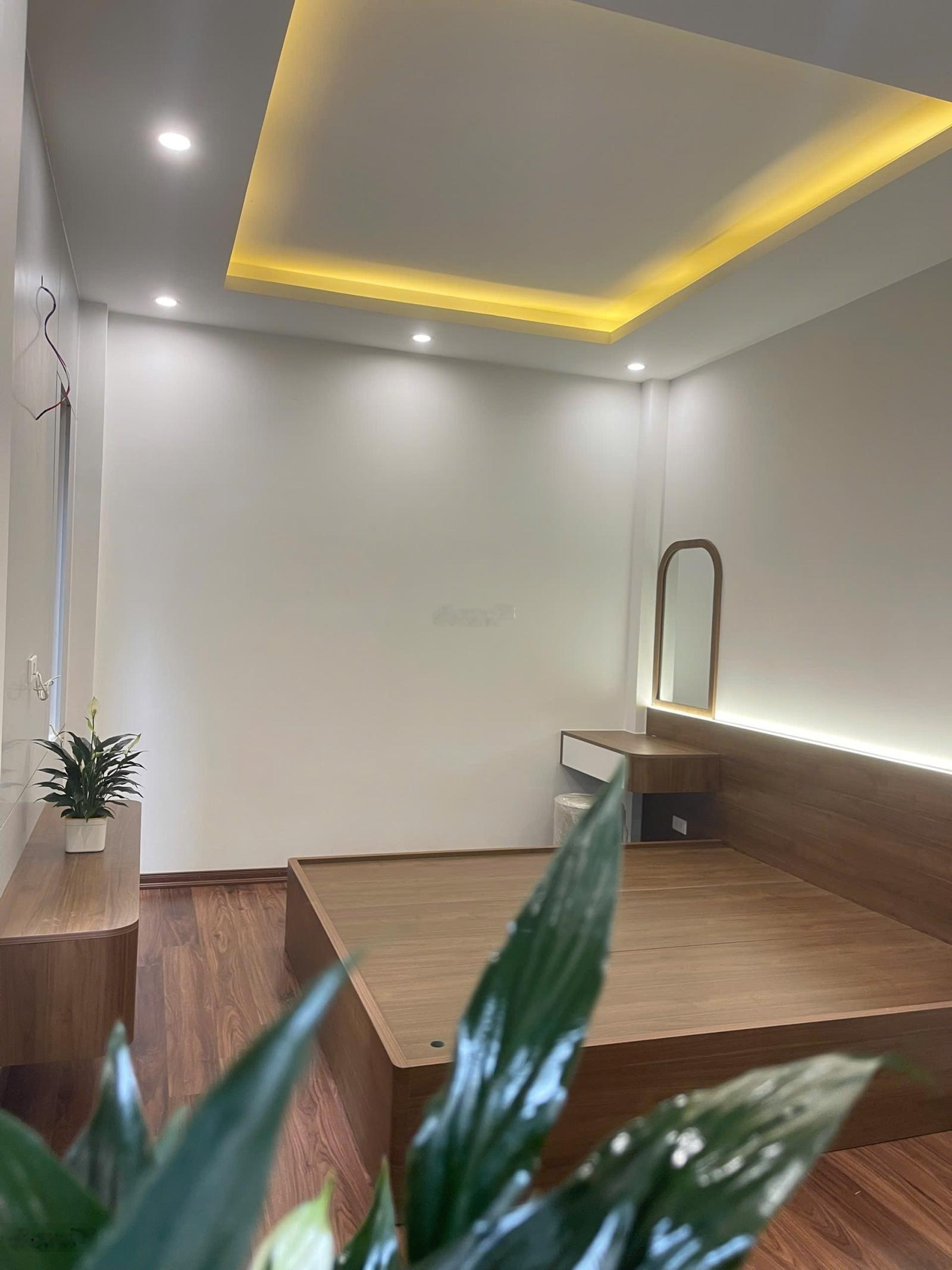 Bán nhà Phố Lụa Hà Đông DT 31m2, 5 tầng, giá 7 tỷ