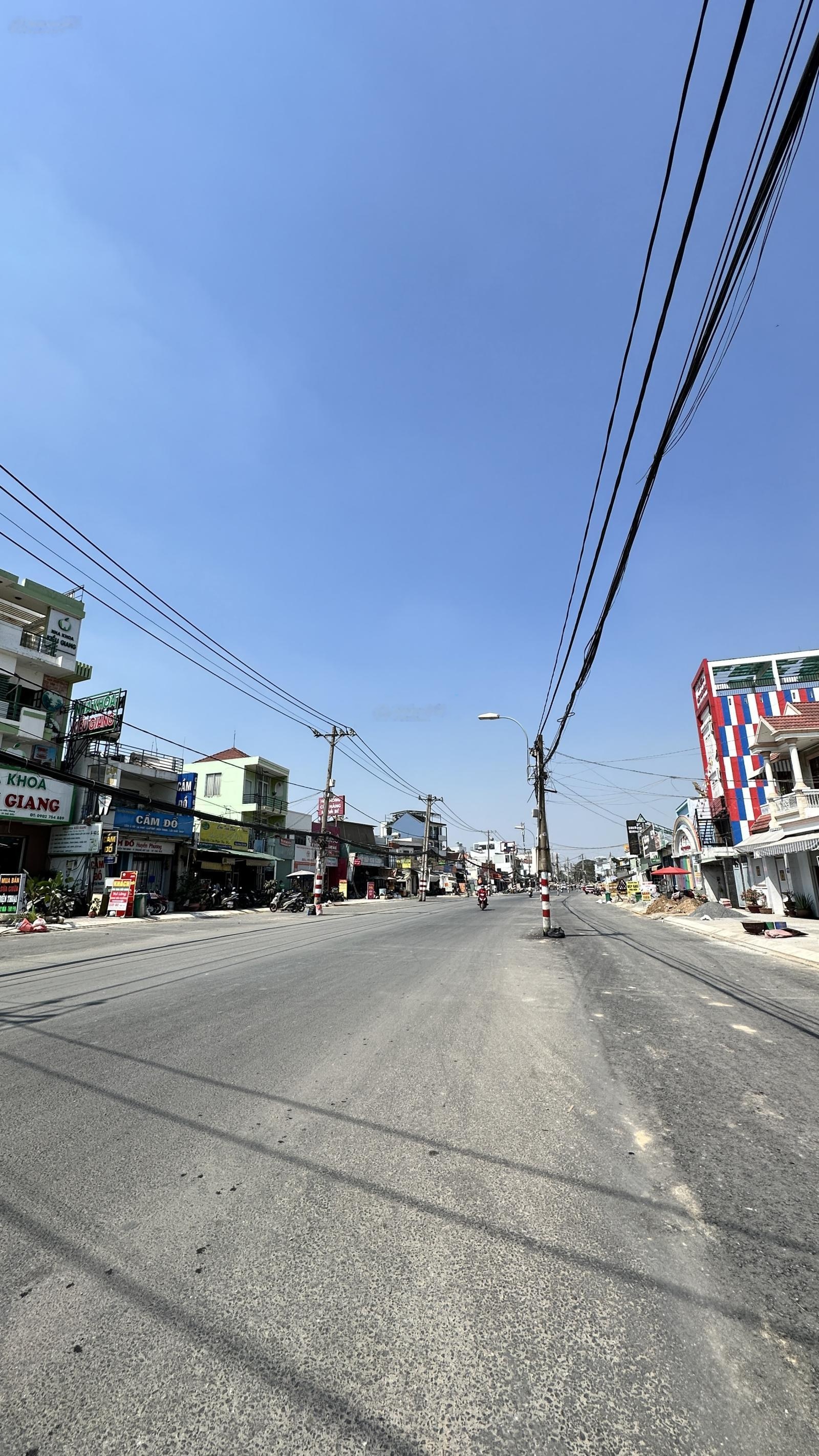 Bán đất 90m2 giá 9 tỷ đường Số 10, phường Cát Lái, TPHCM