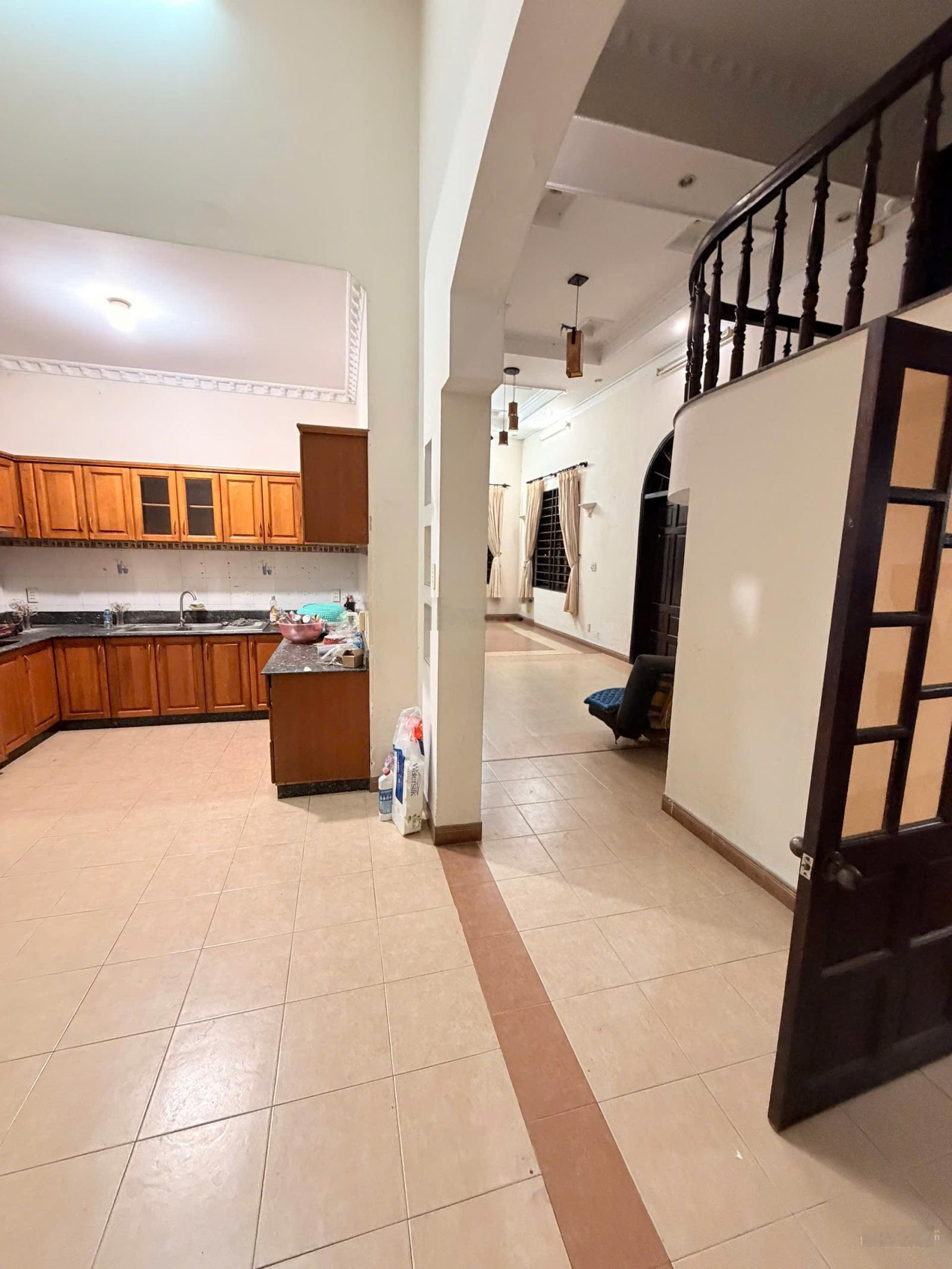 Cho thuê biệt thự bên sông Gigamall Hiệp Bình Chánh