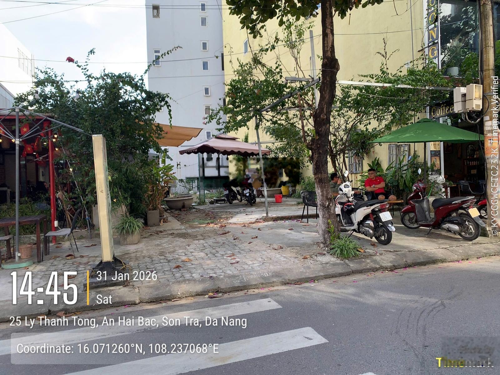 Bán cặp đất đường Lý Thánh Tông, sát Phạm Văn Đồng. Lh: 0905982668