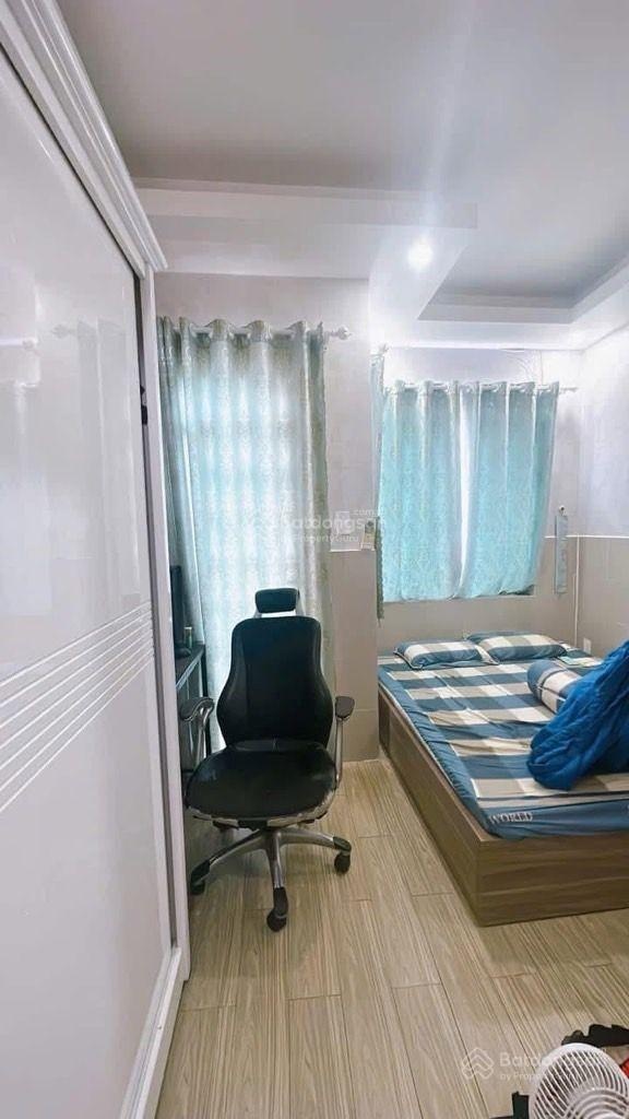 Siêu phẩm gần mt tôn đản 50m - ngang 6m 5 tầng đúc btct - sd 172m2 - chỉ 6.9 tỷ