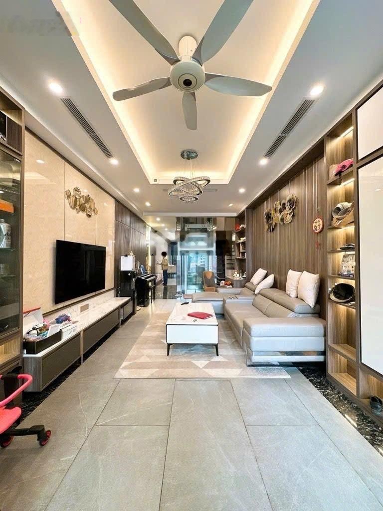 Phân lô vip hoàng mai - thoáng trước sau thang máy_văn phòng_ giữ tiền đỉnh cao