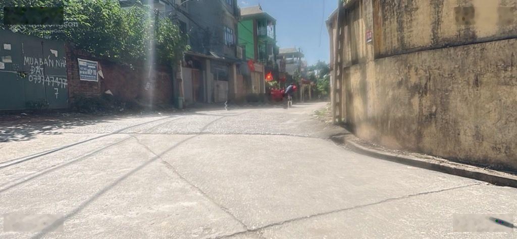 Chủ cần bán nhanh dãy 4 phòng trọ dt 126m sóc sơn.hiện đang cho thuê dòng tiền 6tr 1 táng