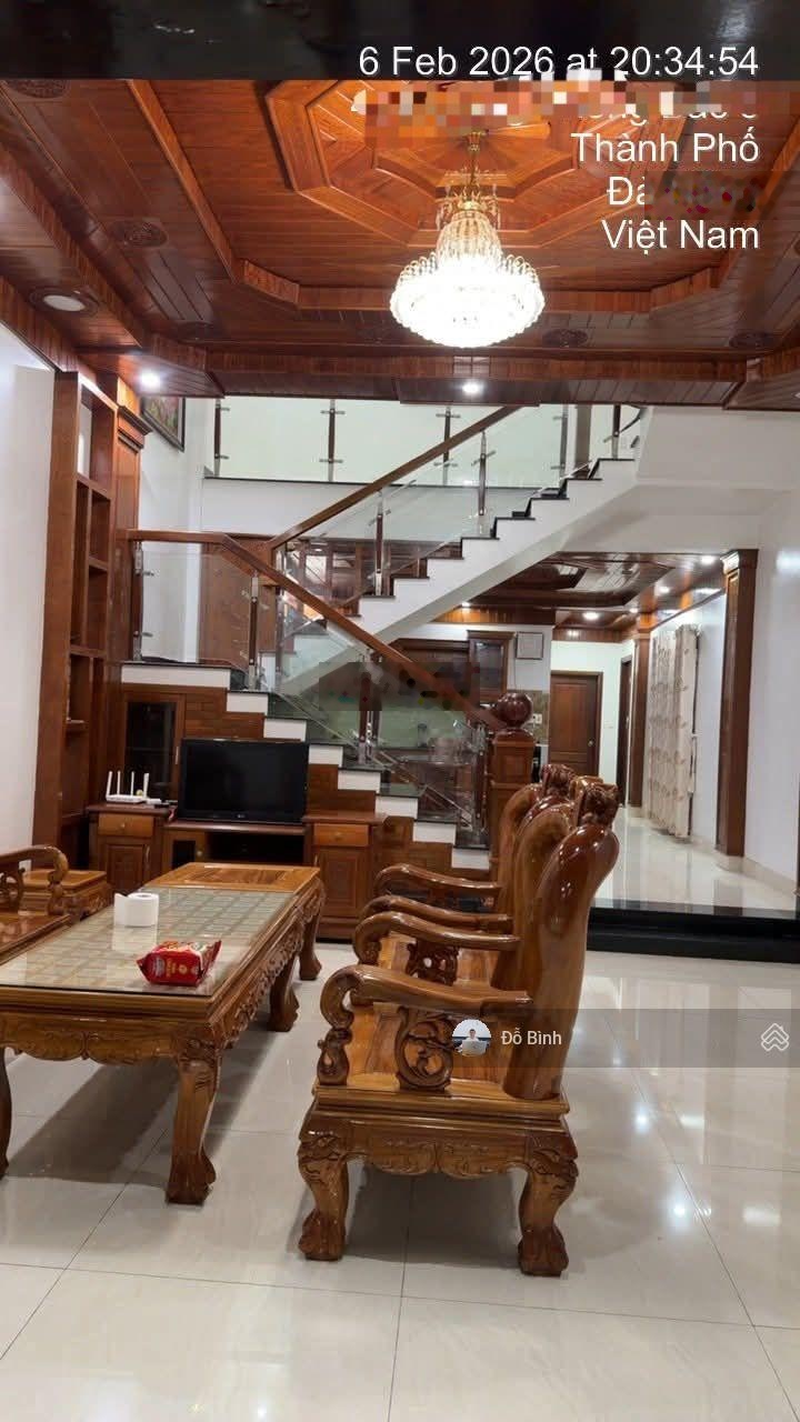 Cho thuê nhà 2 tầng đường: phong bắc - sân ô tô - 3pn - 2wc - đủ nội thất