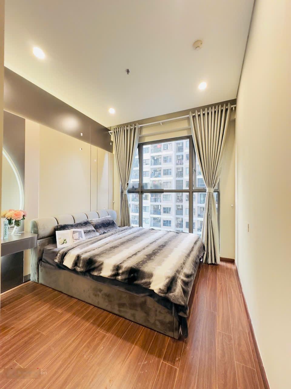 Cho thuê CC 2PN 2WC Full Đồ Luxury chỉ 14tr tại Masteri . Miễn phí môi giới 100%