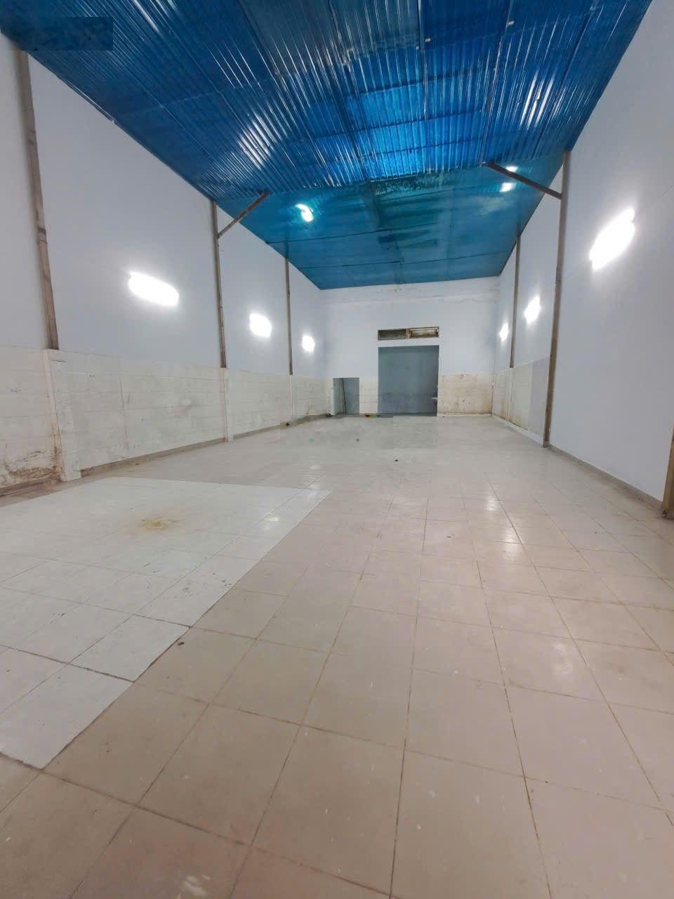 17 tr. Kho 200mv kế Tên Lửa. 8x25m. Nền men. Ốp gạch tường. Trần cao. Hẻm 8m nhựa thông