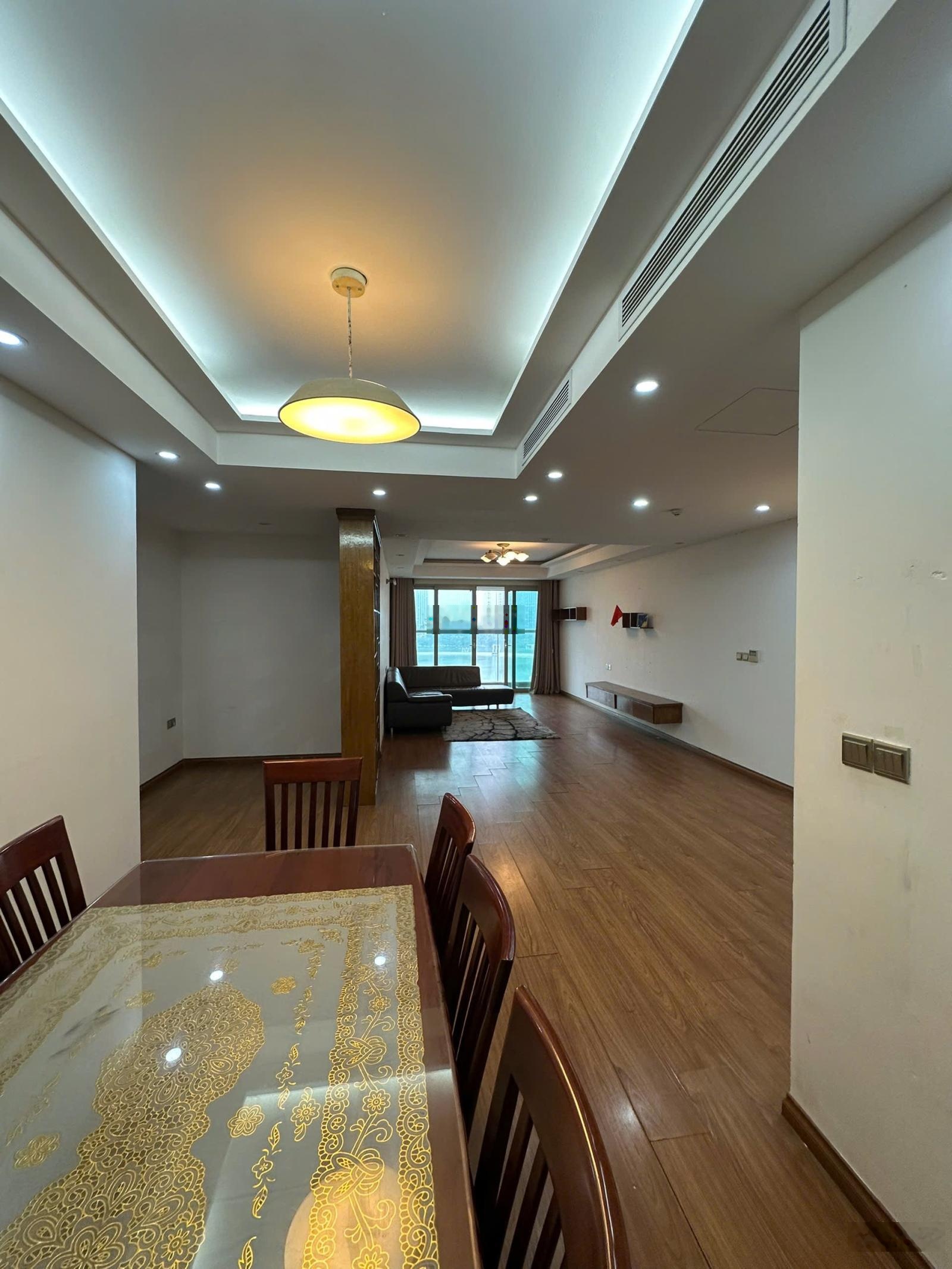 Bán nhà riêng mặt ngõ 180 Lò Đúc, Hai Bà Trưng. 30m2 x 3 tầng, mặt tiền 5.2m, giá 9.4 tỷ0914707265