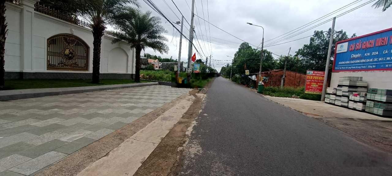 Bán rất gấp nhà mới xây MTĐ ĐT 720 - QL 55 cũ tại xã Suối Kiết - Tánh Linh - Bình Thuận