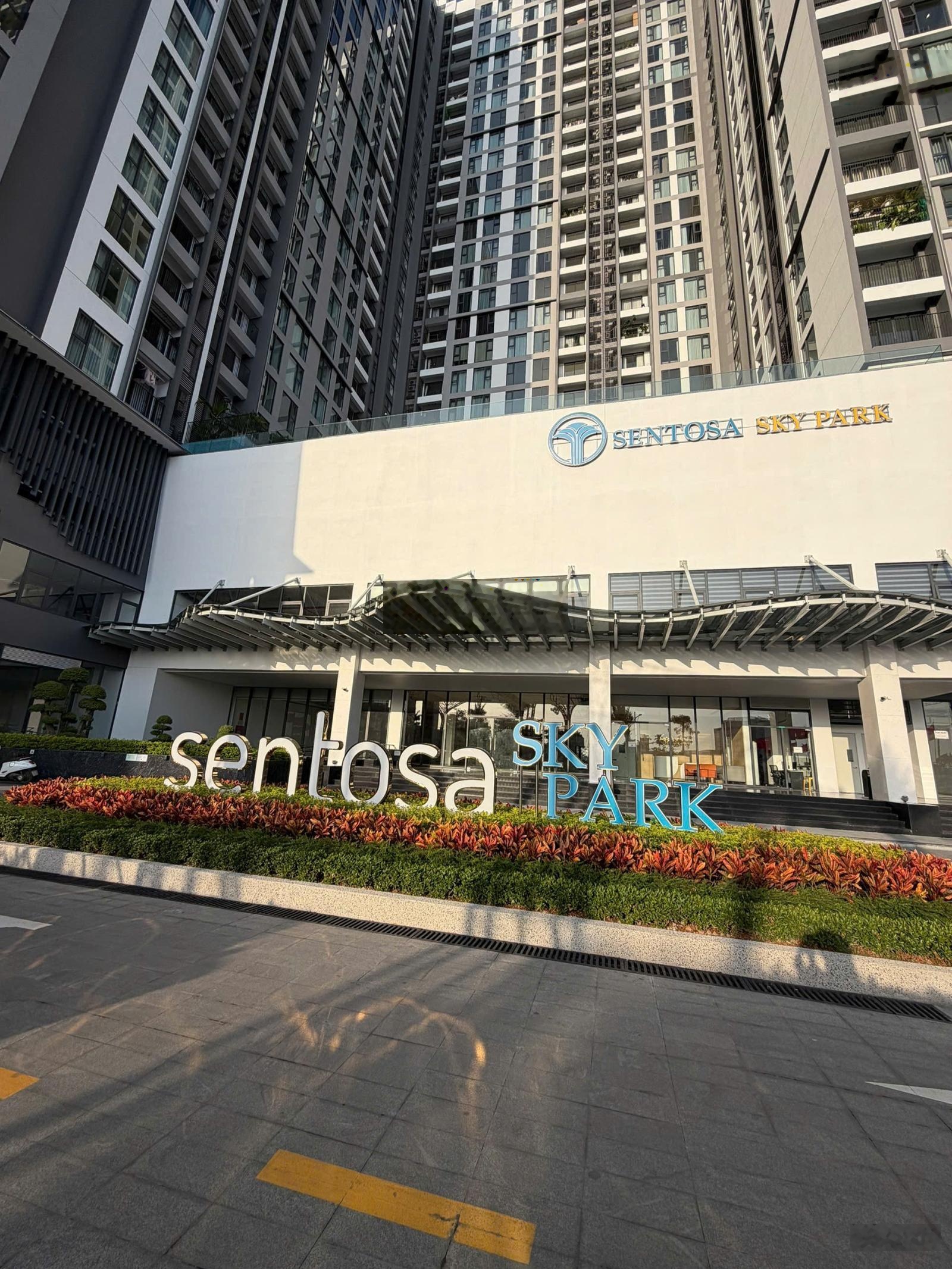 Hot! Chính chủ bán căn góc dualkey 2.5PN, Sentosa Sky Park Hải Phòng, giá 2,66 tỷ. Ở và cho thuê